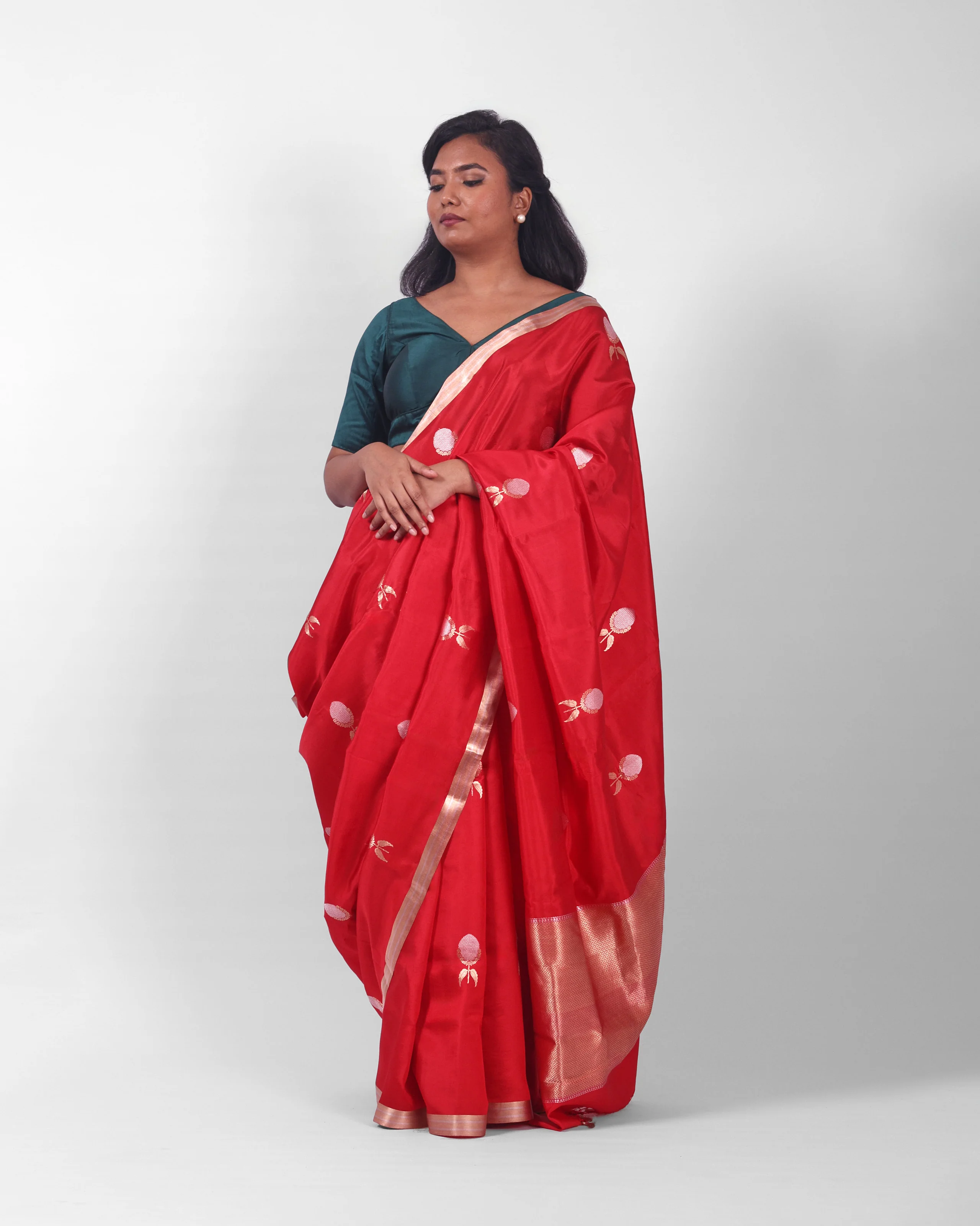 Ruhani Kadwa Banarasi Saree