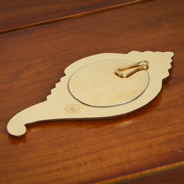 natural and artistic