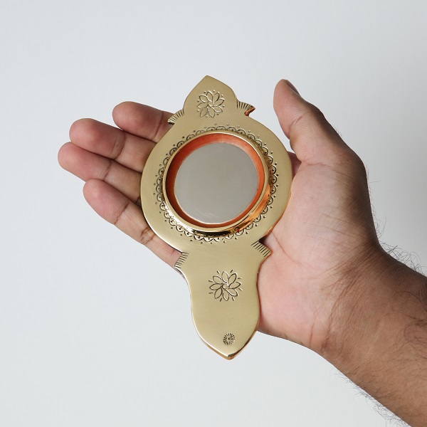 natural and artistic