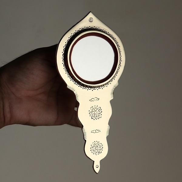 natural and artistic