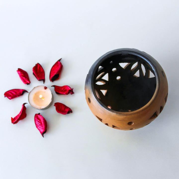 natural and artistic