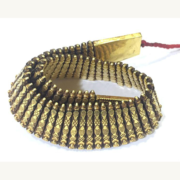 natural and artistic