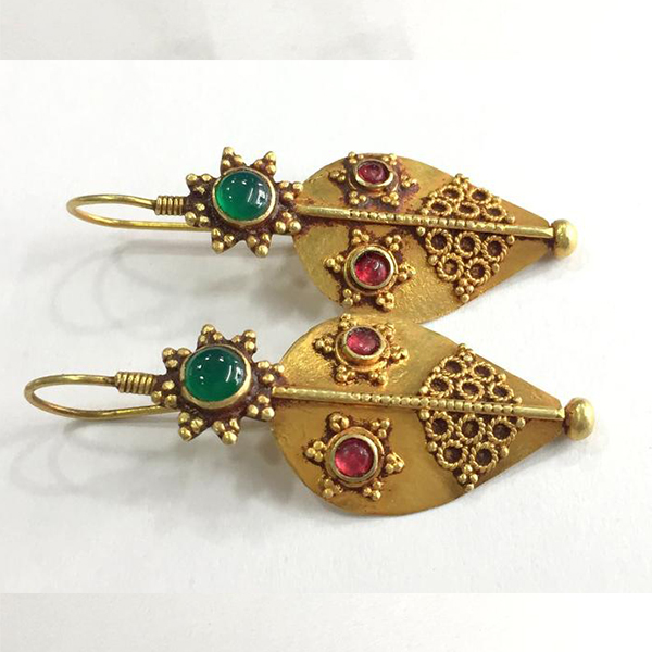 natural and artistic