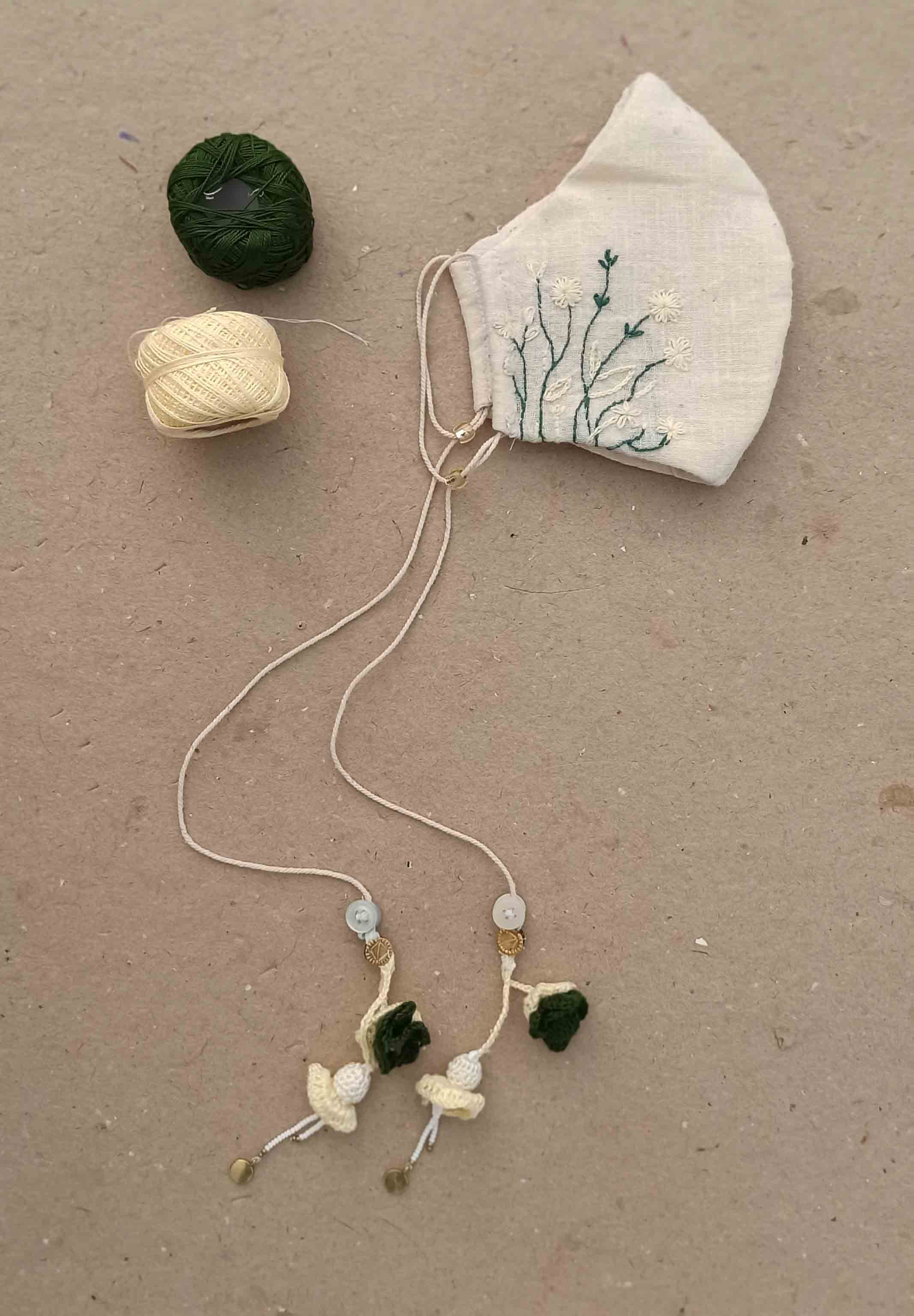 organic cotton mask with tassels